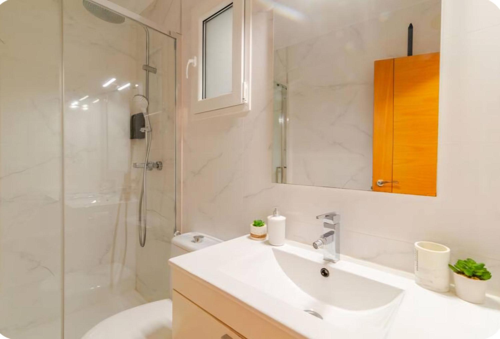 Hermoso Apartamento Cerca Al Mar Blanes Exterior foto